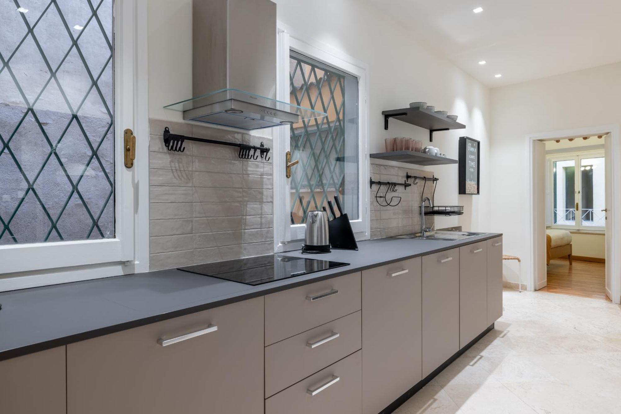 Charming 3 Bedroom Apartment In The Historic Center Rome Buitenkant foto